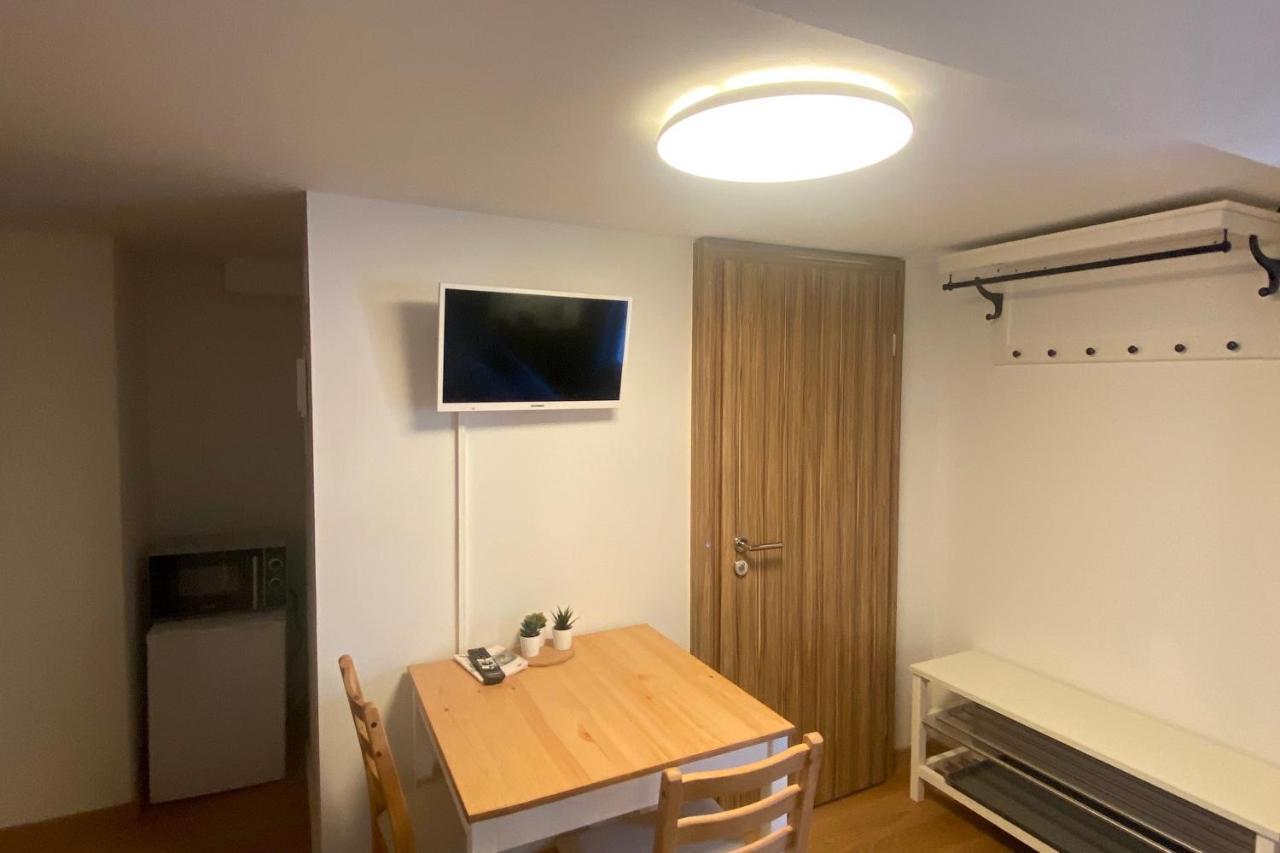 Aparthotel Roessli Self Check In 24-7 Free Parking Unterägeri Zewnętrze zdjęcie