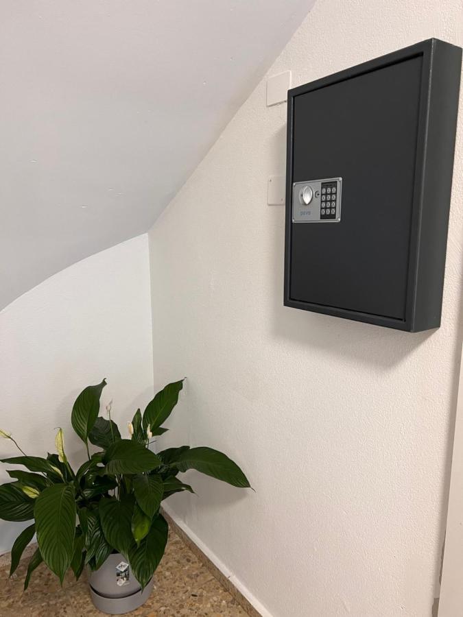 Aparthotel Roessli Self Check In 24-7 Free Parking Unterägeri Zewnętrze zdjęcie